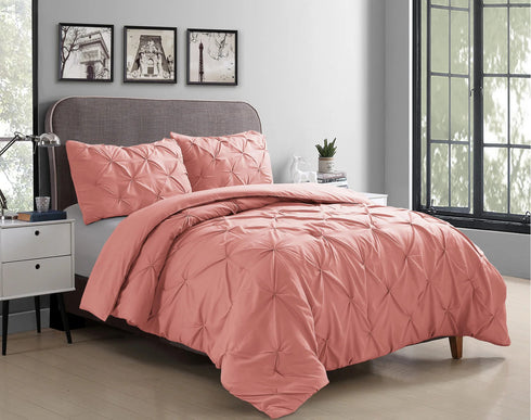 Marquis Luxurious Pinch Pleated All-Season Comforter With  Pillow Shams